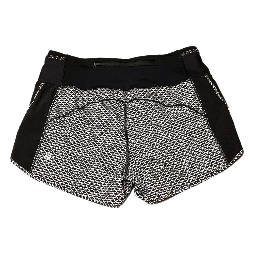 Lululemon Real Quick Short *Perforated 3.5" - Picture 2 of 6